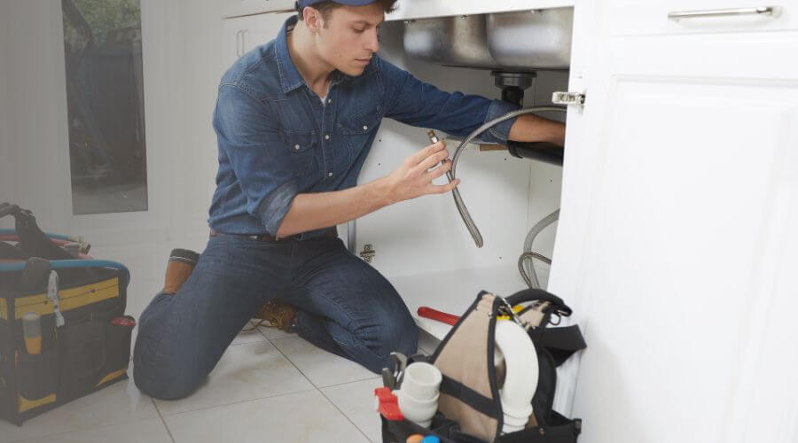 Local water heater installation in Gonzales, TX